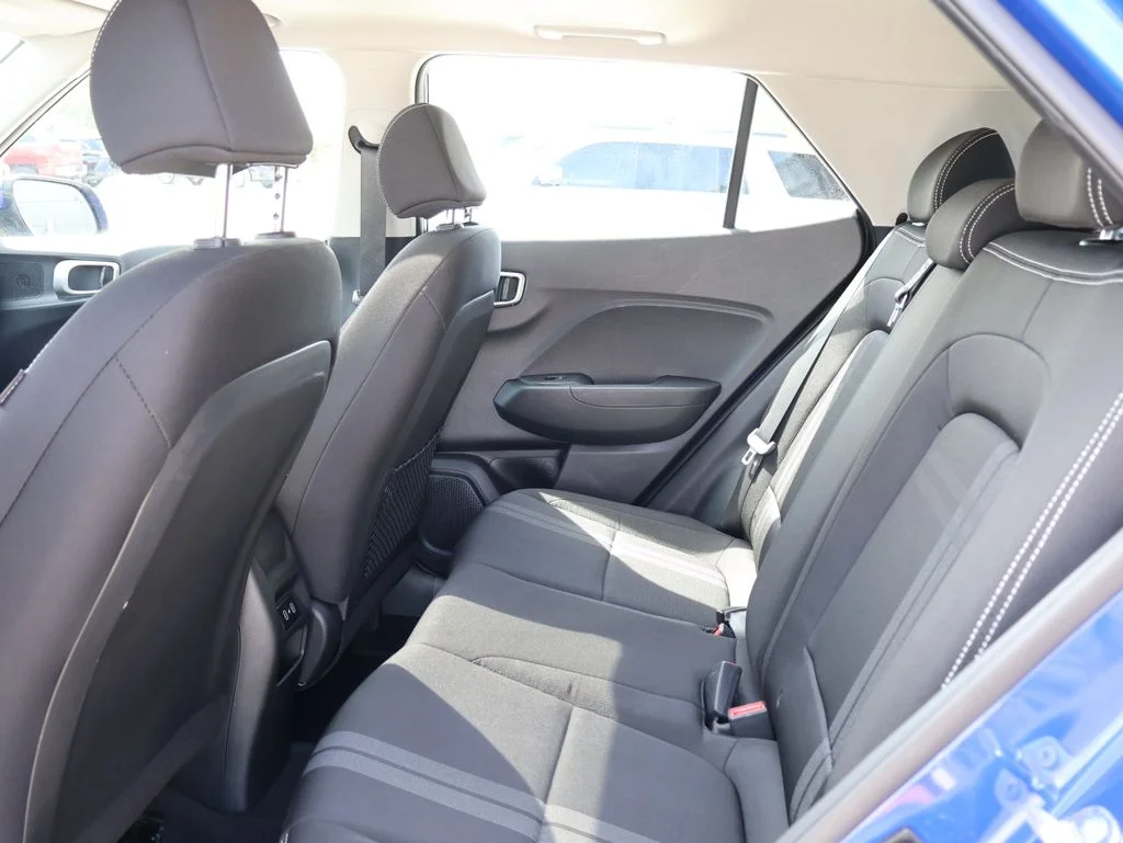 Used 2025 Blue Hyundai SEL image 16