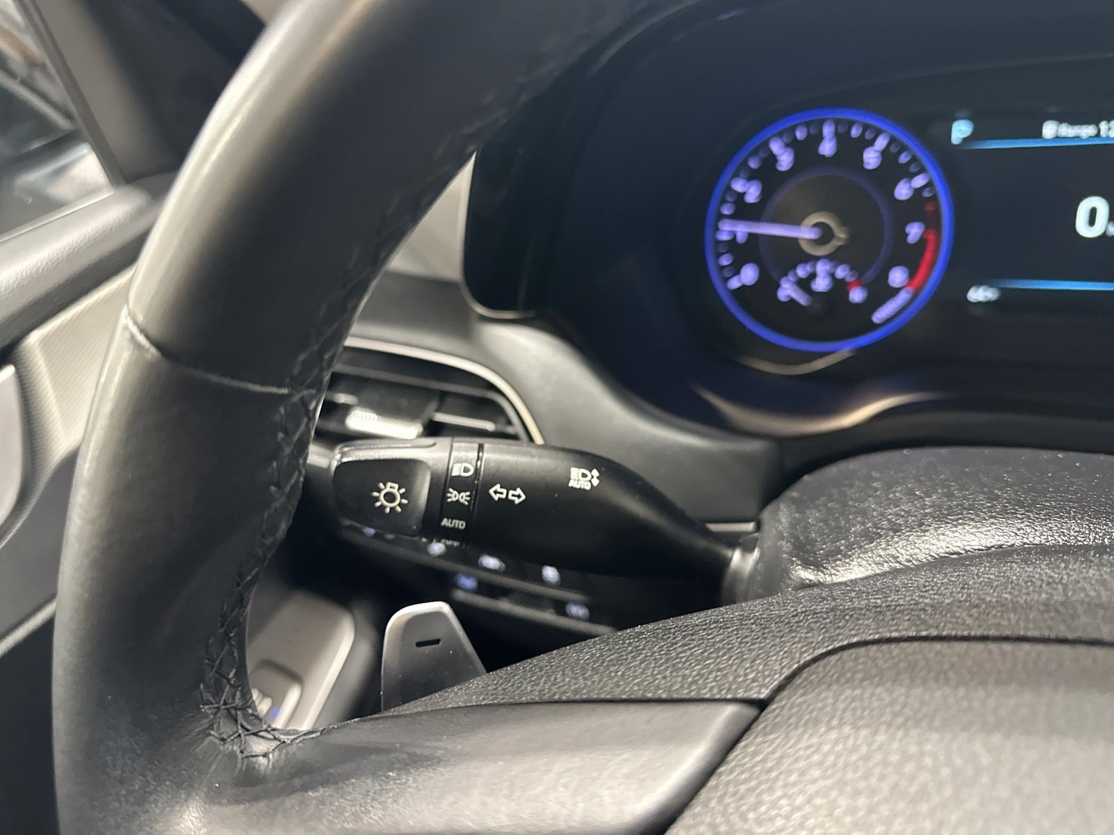 Used 2020 Black Hyundai SEL image 48