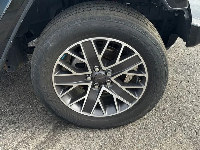 Certified Used 2023 Black Jeep High Altitude 4xe image 9