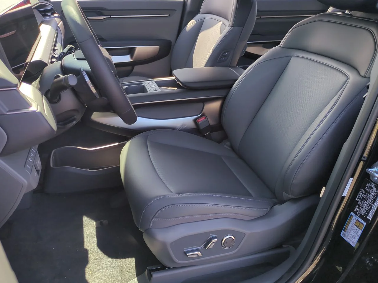 2026 Kia EV9 Light - Photo 19