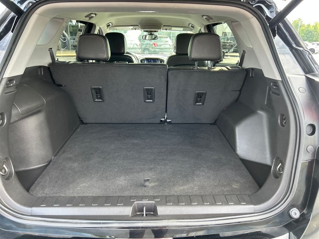 2024 GMC Terrain SLT - Photo 9