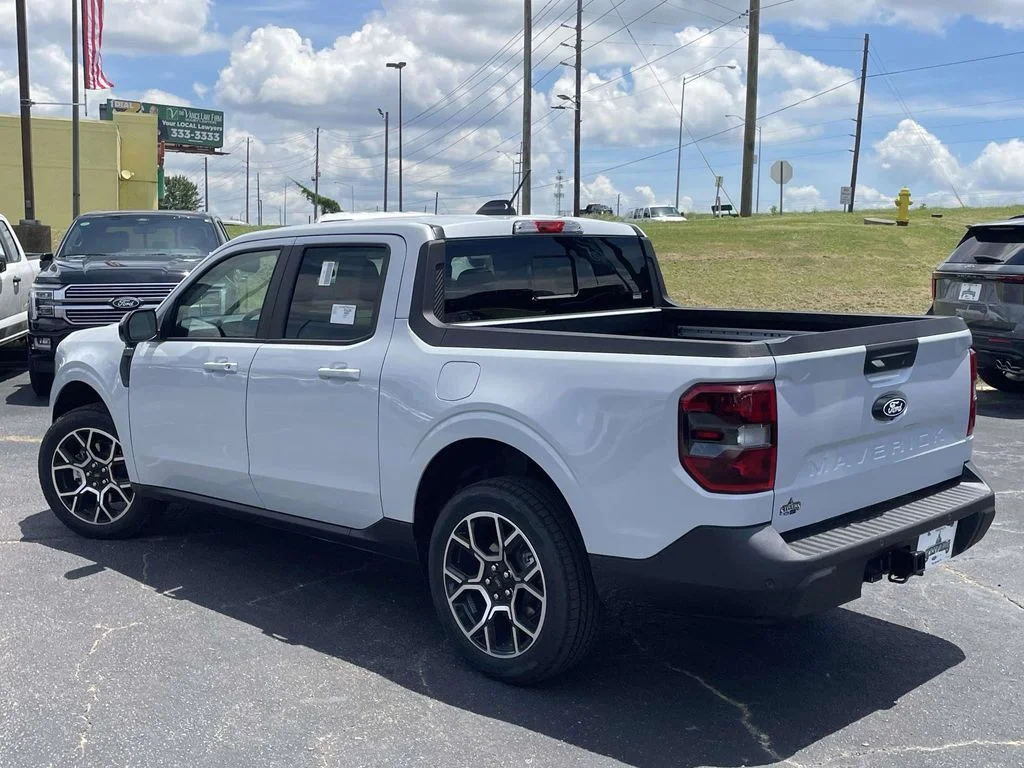 New 2026 White Ford Lariat image 5
