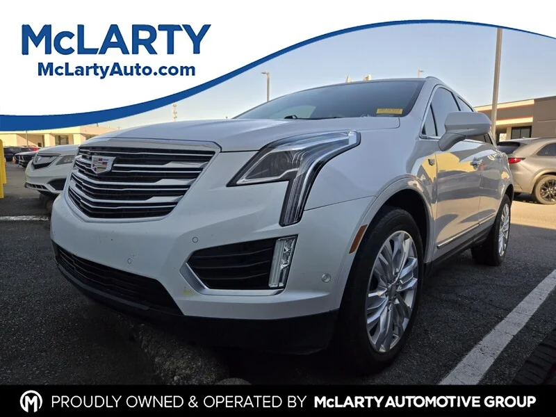 Used 2017 Crystal White CADILLAC PREMIUM LUXURY image 1