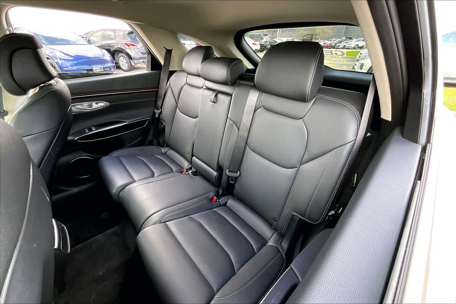 2026 GENESIS GV70 Standard - Photo 19