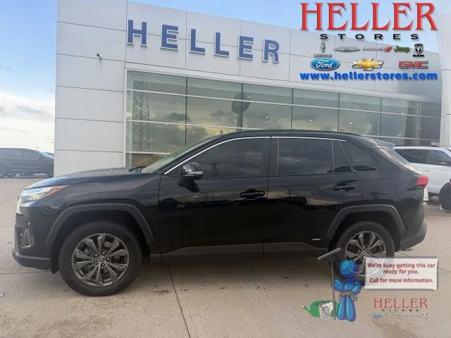 Used 2023 Midnight Black Metallic Toyota XLE Premium image 1