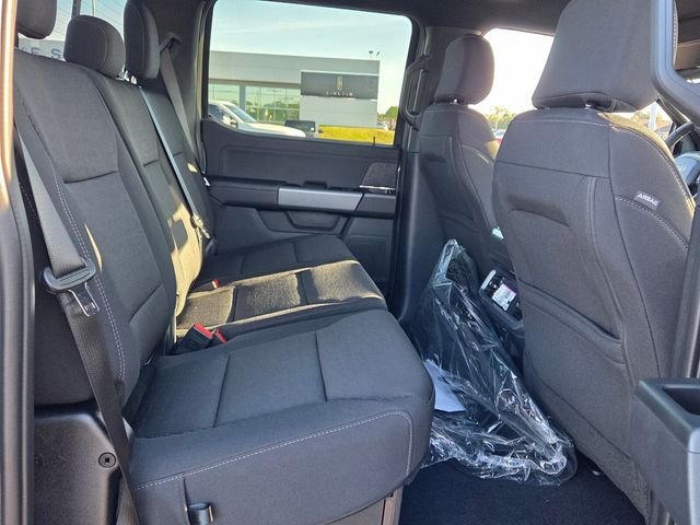 New 2026 Carbonized Gray Metallic Ford XLT image 46