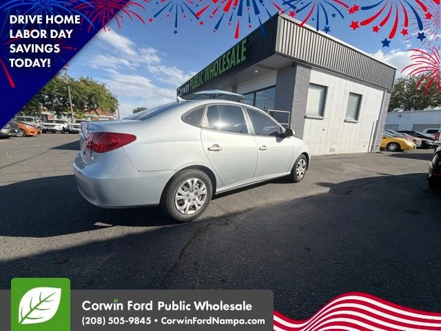 Used 2009 Quicksilver Metallic Hyundai  image 4