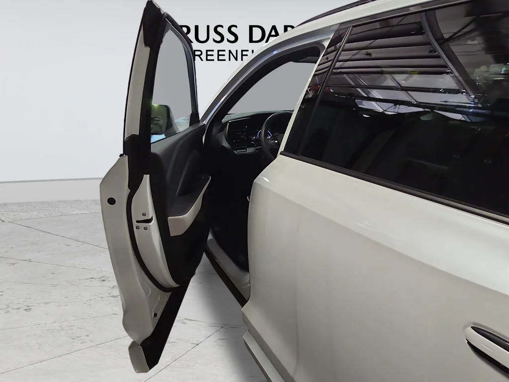 Used 2025 Beige Lexus 500h F SPORT Premium image 35