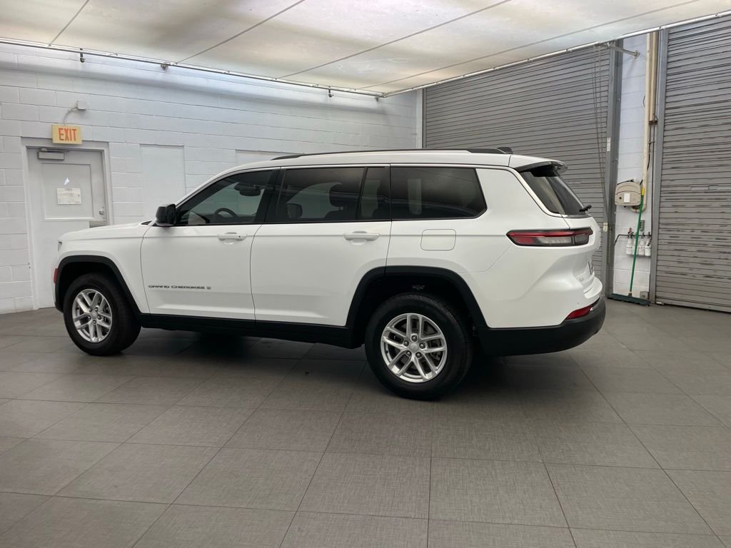 Certified Used 2023 White Jeep Laredo image 9