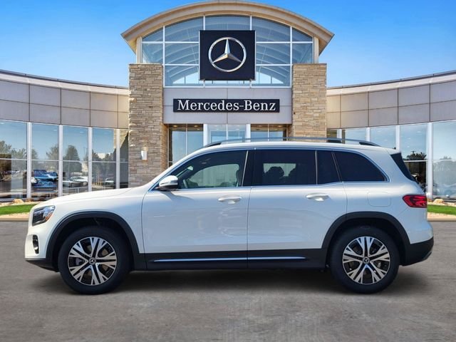 New 2026 Polar White Mercedes-Benz GLB 250 image 2
