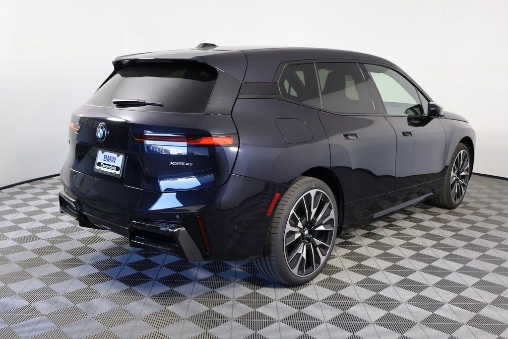 Used 2026 Black BMW xDrive45 image 2