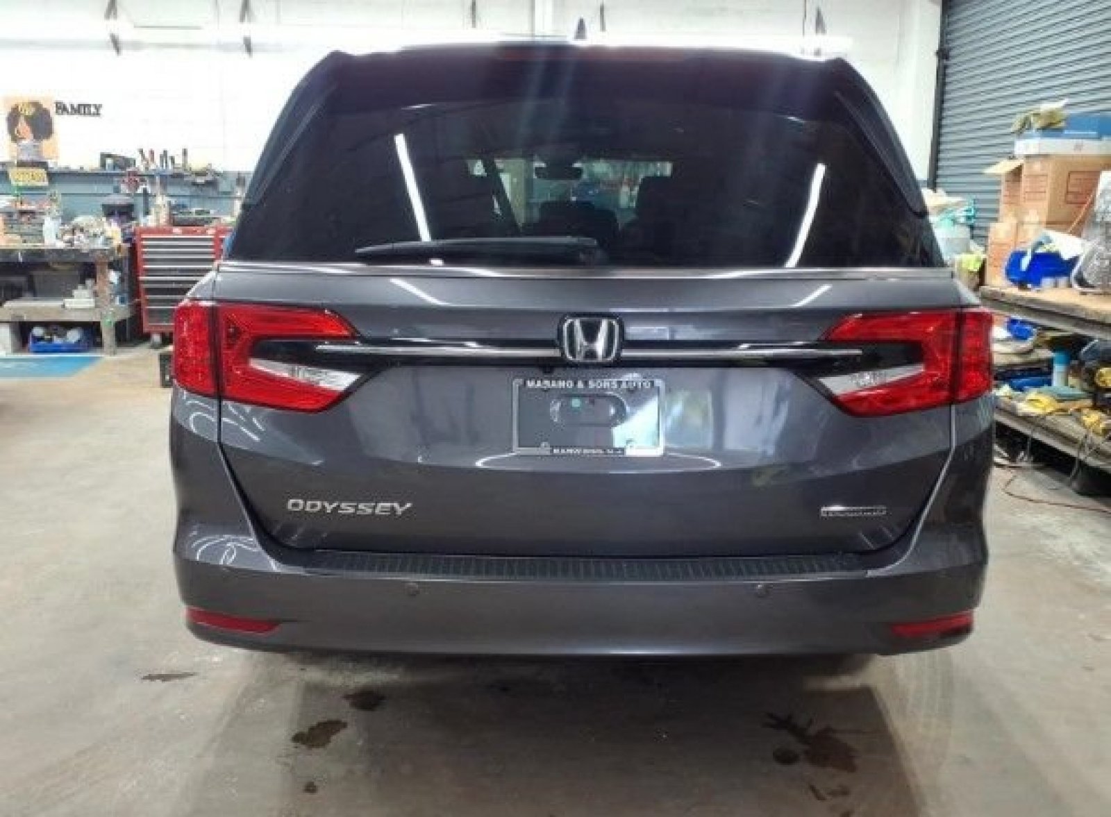 Certified Used 2023 Modern Steel Metallic Honda Touring image 9