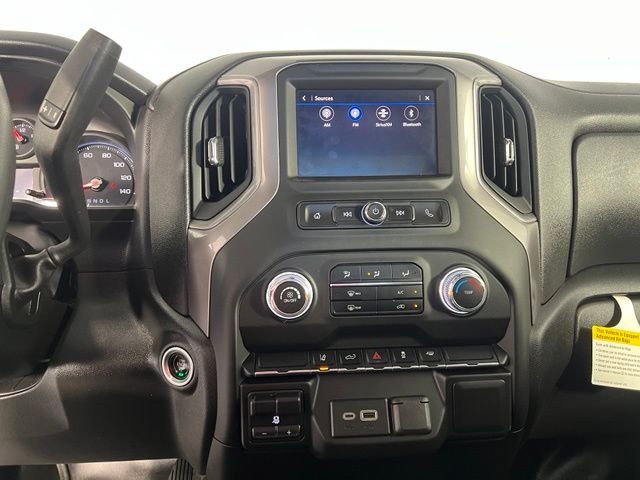 Used 2024 White GMC Pro image 21