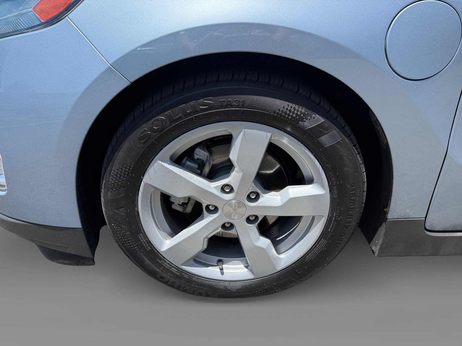 Used 2013 Topaz Metallic Chevrolet  image 9