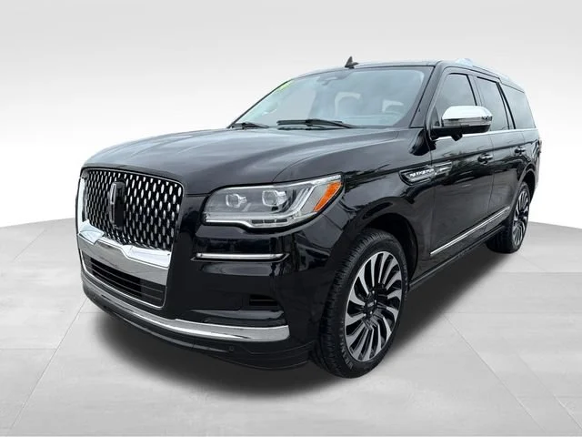 Used 2024  Lincoln Black Label image 3