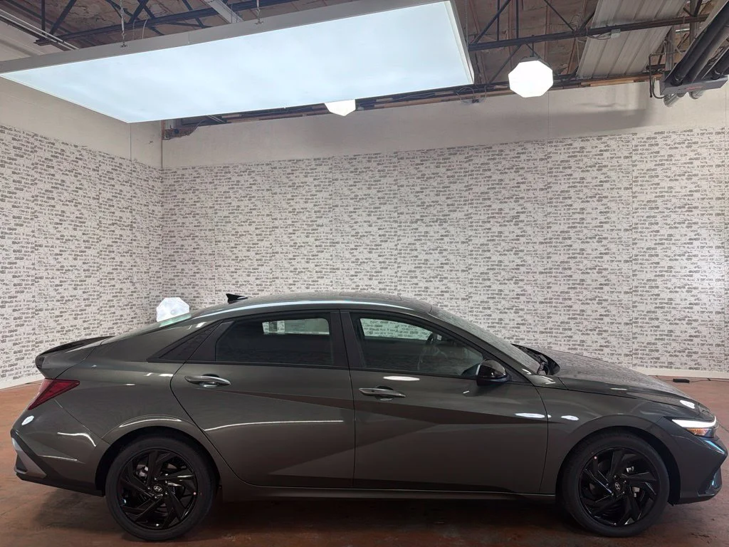 New 2026 Amazon Gray Hyundai SEL Sport image 8