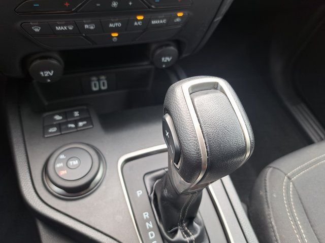 Used 2023 Gray Ford XLT image 21