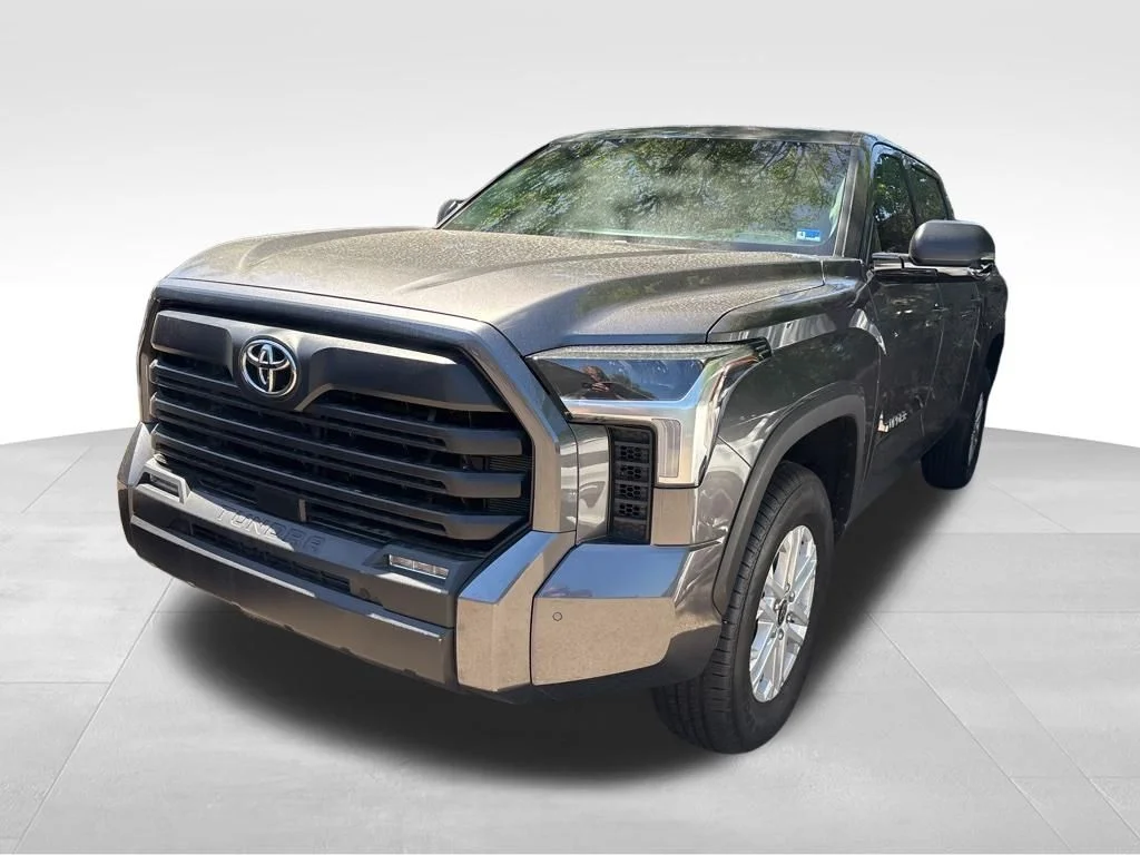 Used 2023 Gray Toyota SR5 image 3