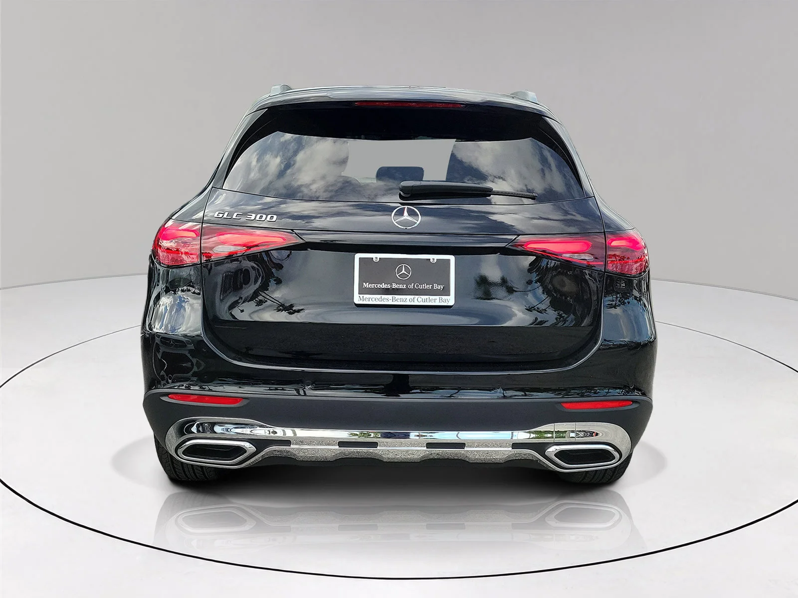 New 2026 Black Mercedes-Benz GLC 300 image 5