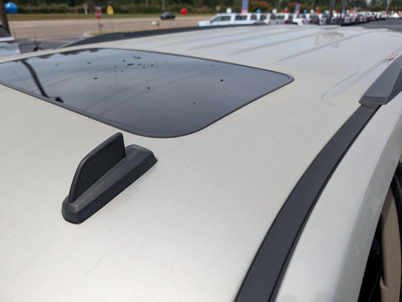 Used 2015 Champagne Silver Metallic Chevrolet LT image 36