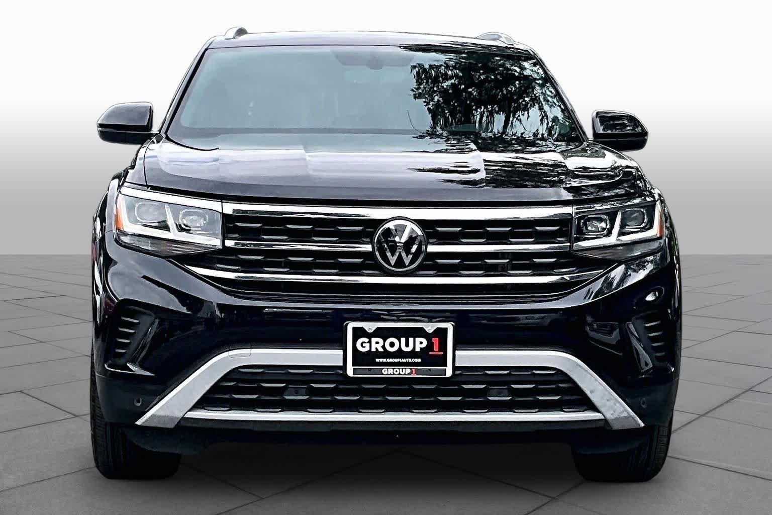 Certified Pre-Owned 2023 Volkswagen Atlas Cross Sport 3.6L V6 SE W/Technology