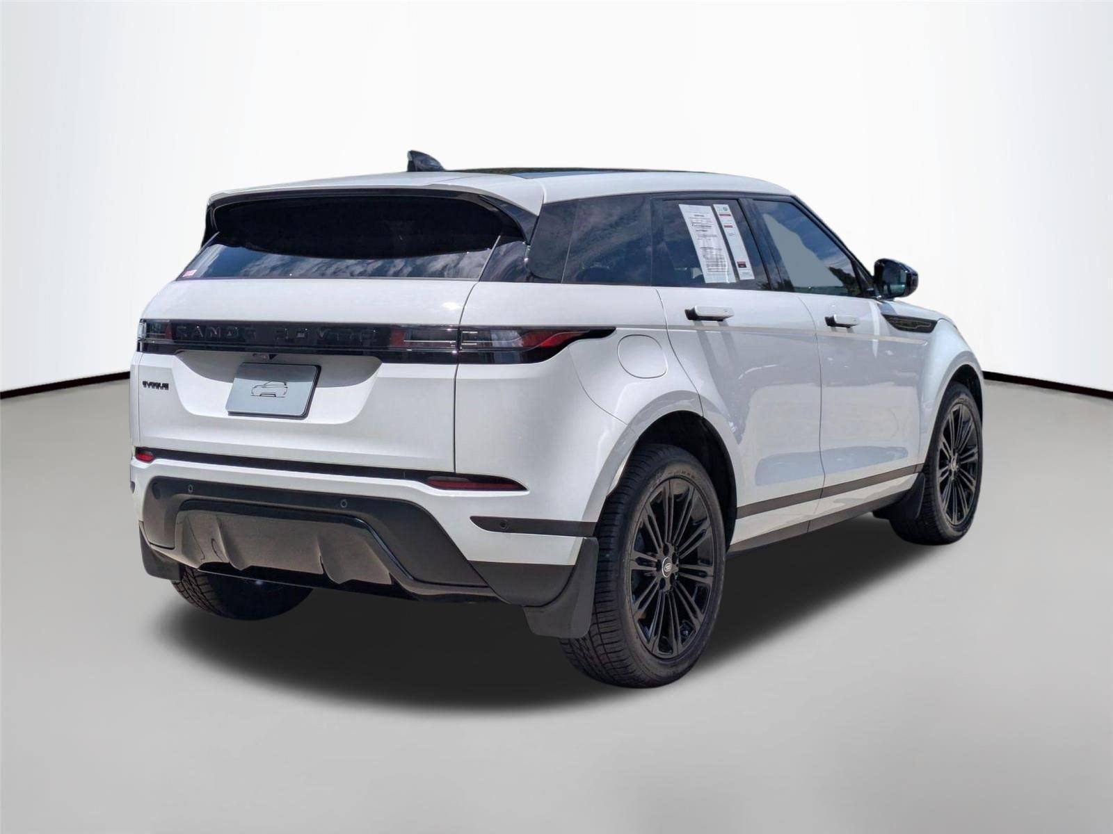 Used 2024 Fuji White Land Rover Core S image 5