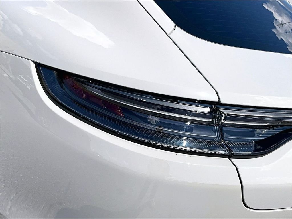 Used 2023  Porsche 4 Platinum Edition image 21