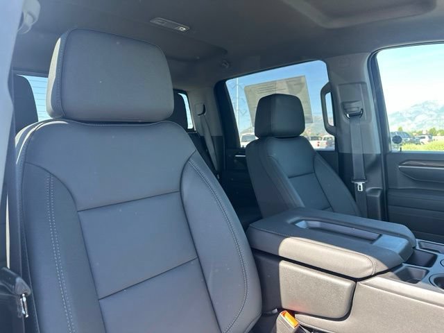 New 2026 Sterling Gray Metallic Chevrolet LT image 31