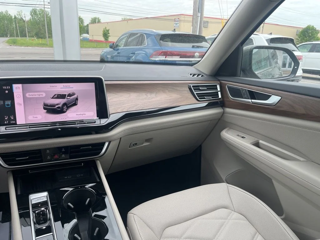 New 2026 Green Volkswagen 2.0T SE w/Technology image 12