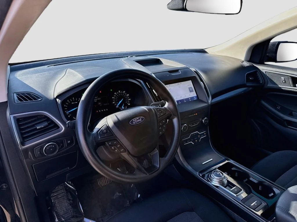 Certified Used 2020 Agate Black Ford SE image 9