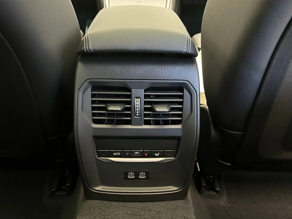 2026 BMW 3 Series 330i - Photo 10