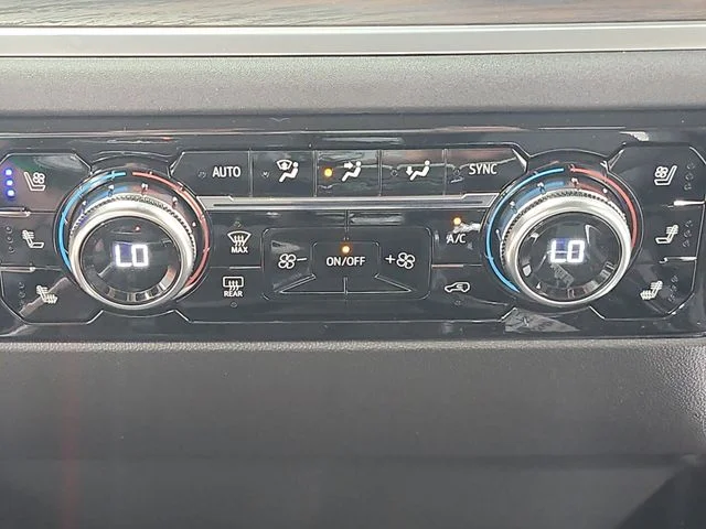New 2026 White GMC SLT image 37