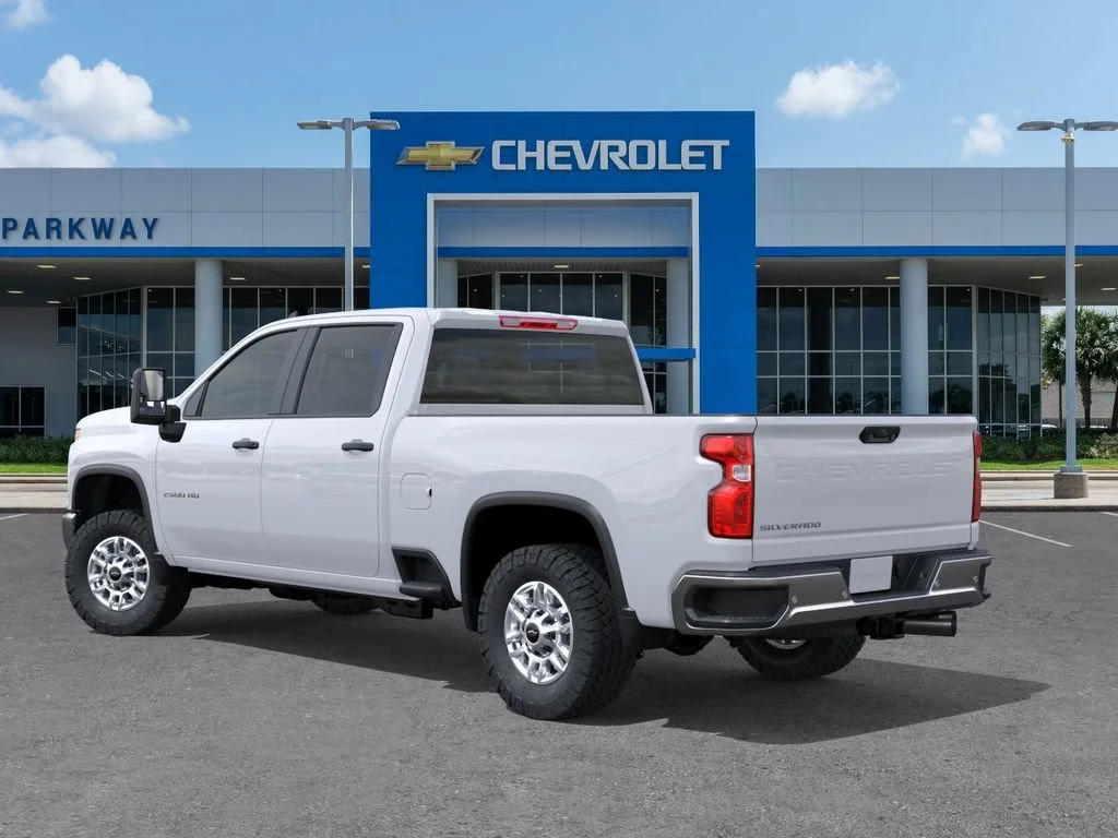 New 2026 Summit White Chevrolet WT image 3