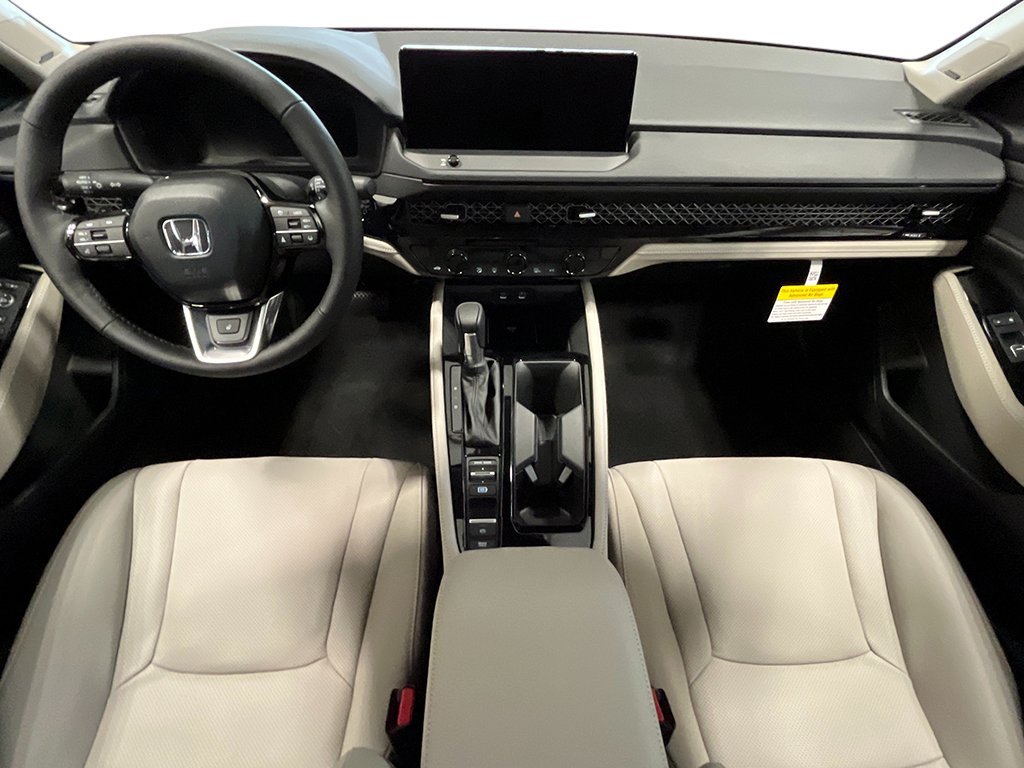 New 2026 Platinum White Pearl Honda Touring image 20