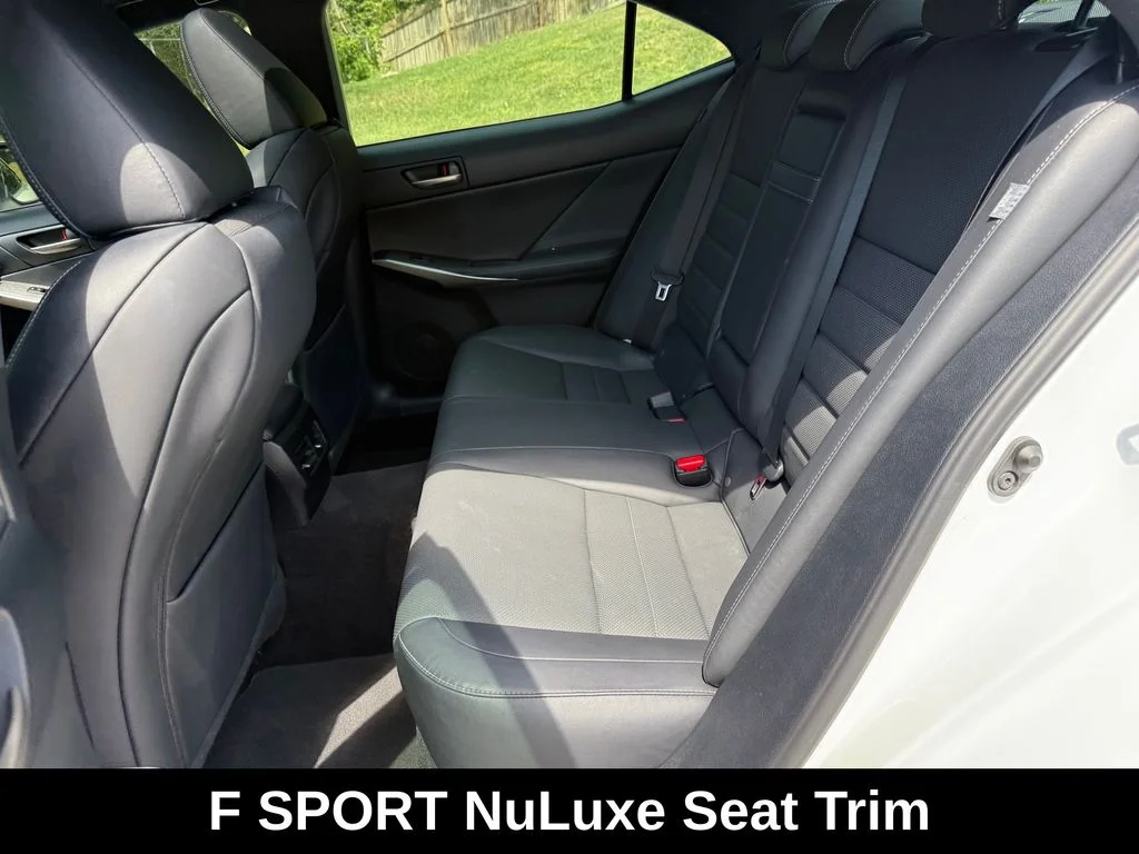 Used 2019 White Lexus 300 image 29