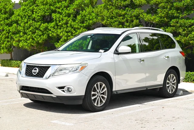 2015 Nissan Pathfinder SV