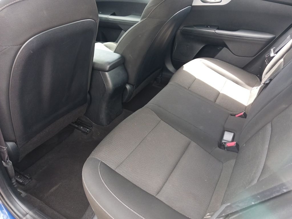 2024 Kia Forte LXS - Photo 13