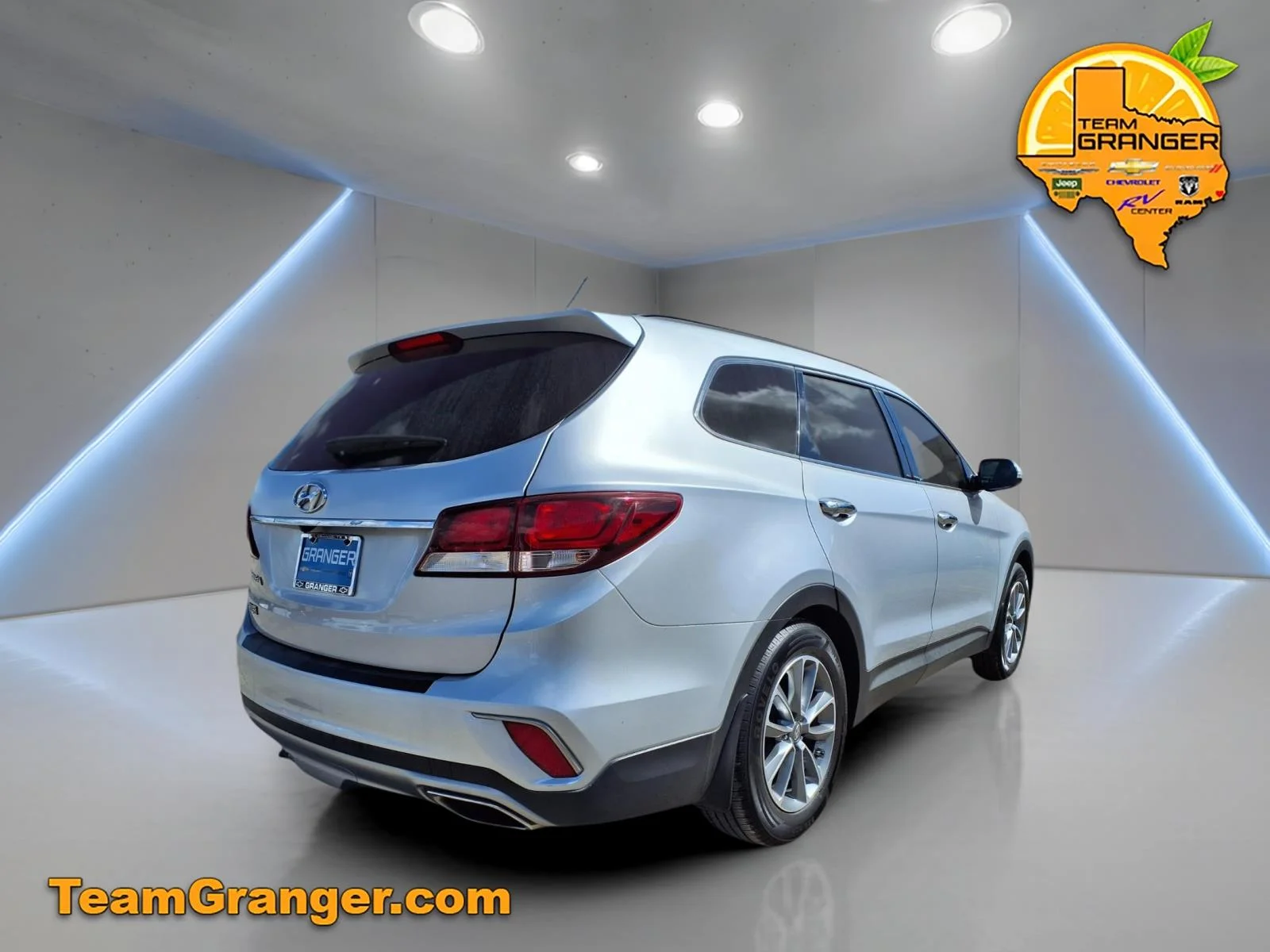 Used 2017 Hyundai Santa Fe SE with VIN KM8SN4HF0HU247125 for sale in Orange, TX
