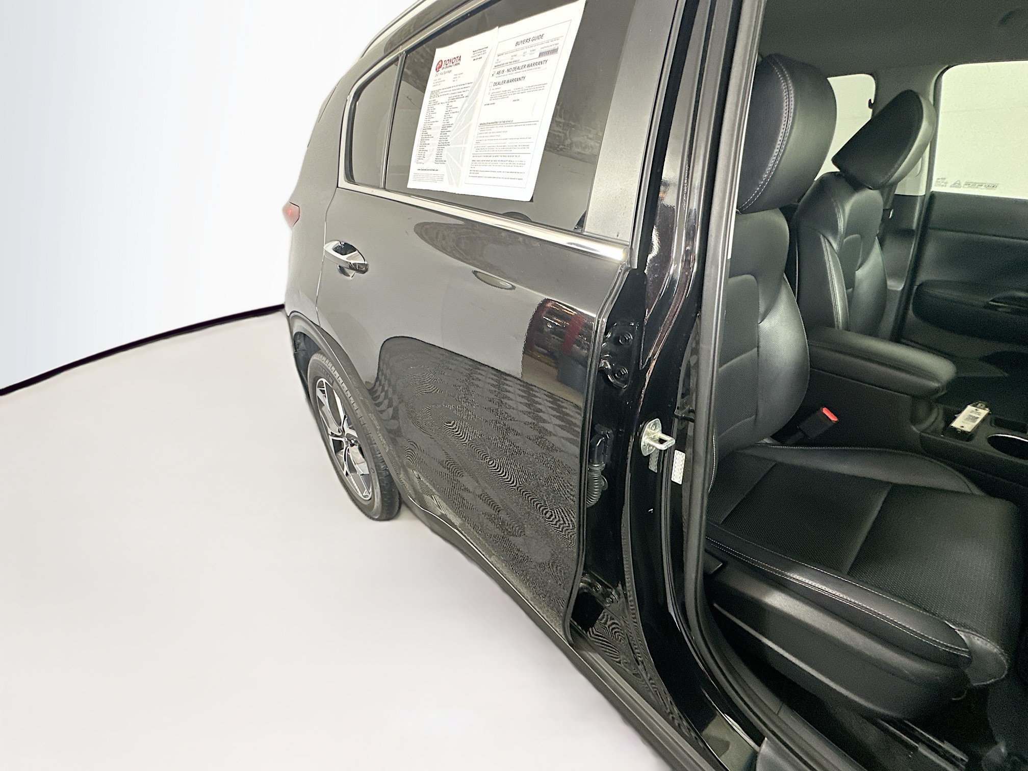 Used 2021 Black Cherry Kia EX image 28