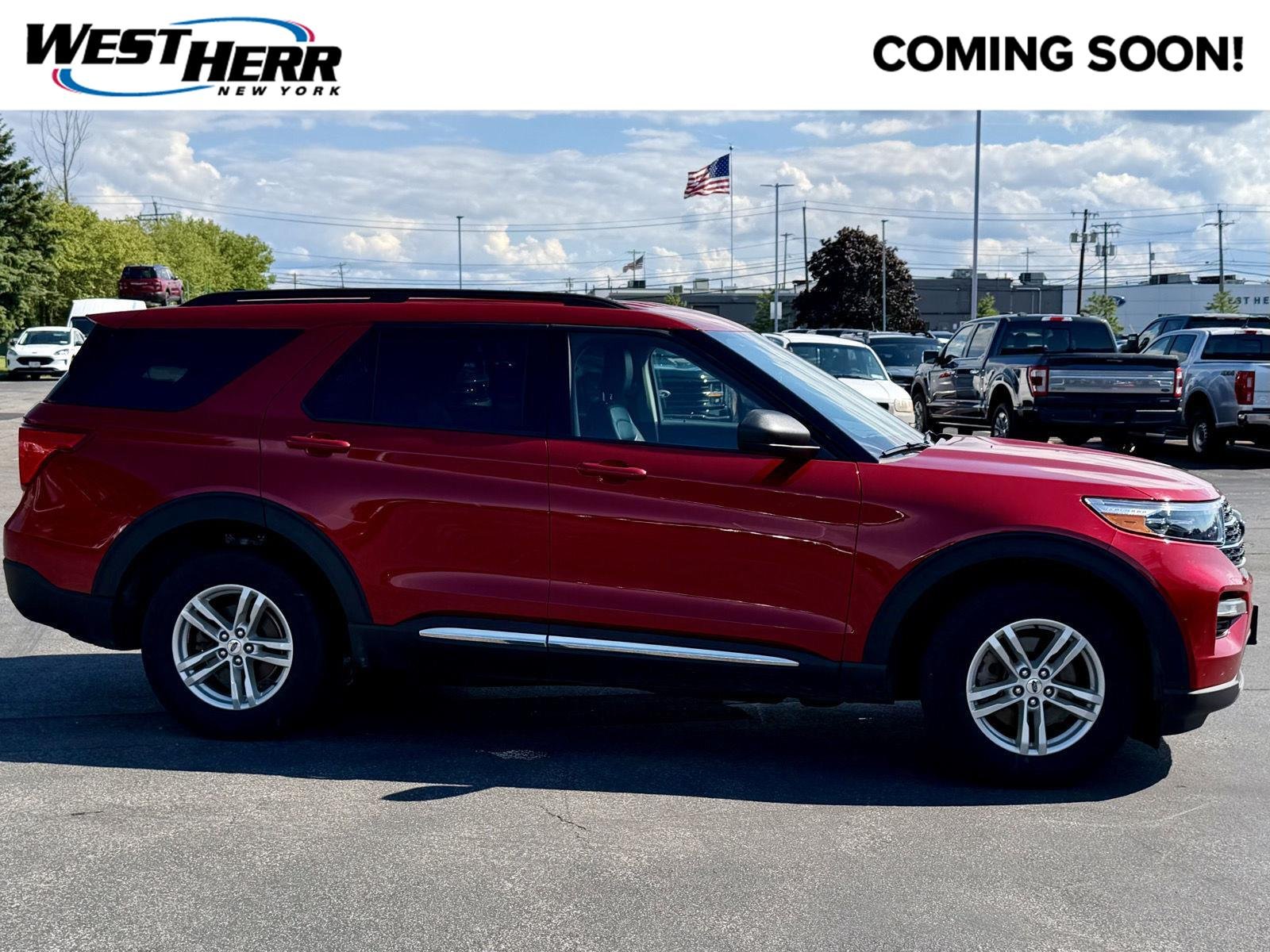Used 2023 Rapid Red Metallic Tinted Clearcoat Ford XLT image 1