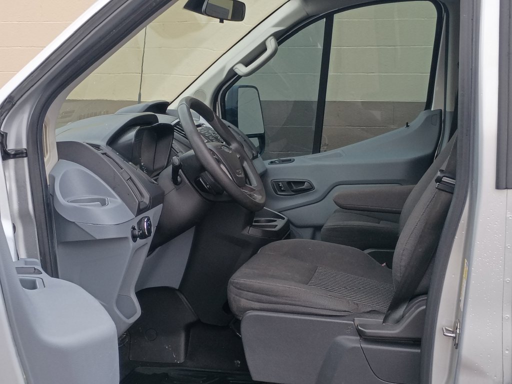 Used 2015 Ingot Silver Ford XLT image 16