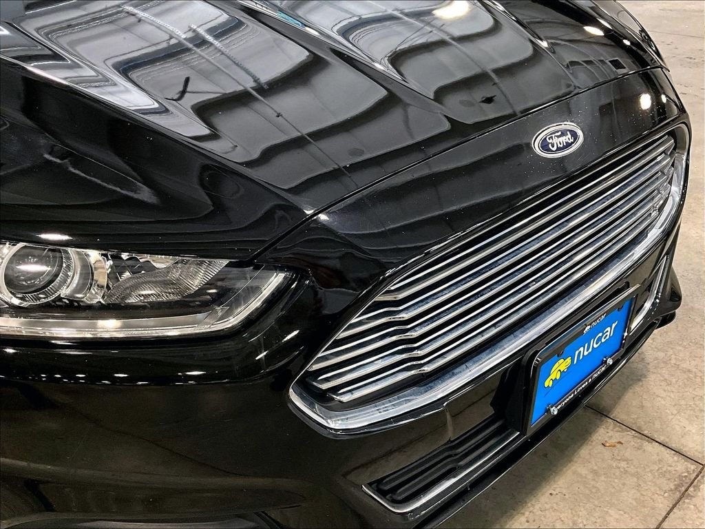Used 2016 Black Ford S image 32