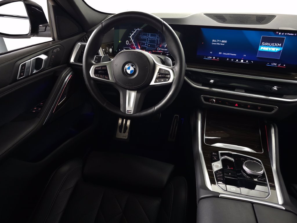 Used 2024 White BMW xDrive40i image 19