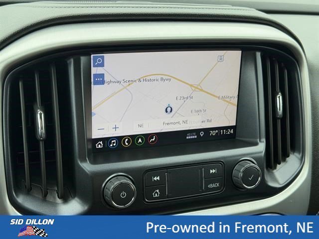 Used 2022 Summit White GMC 4WD Elevation image 11