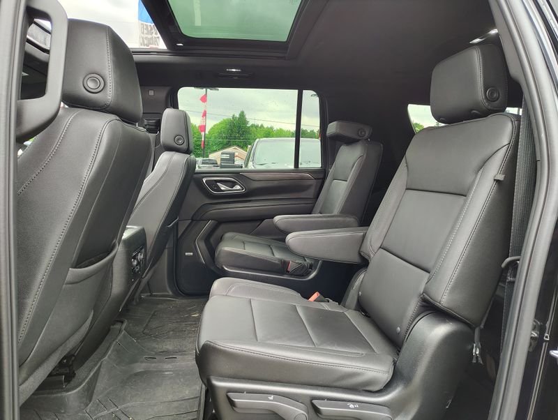 Used 2024 Black Chevrolet Z71 image 16