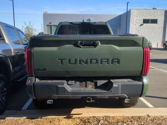 Used 2022 Green Toyota SR5 image 12