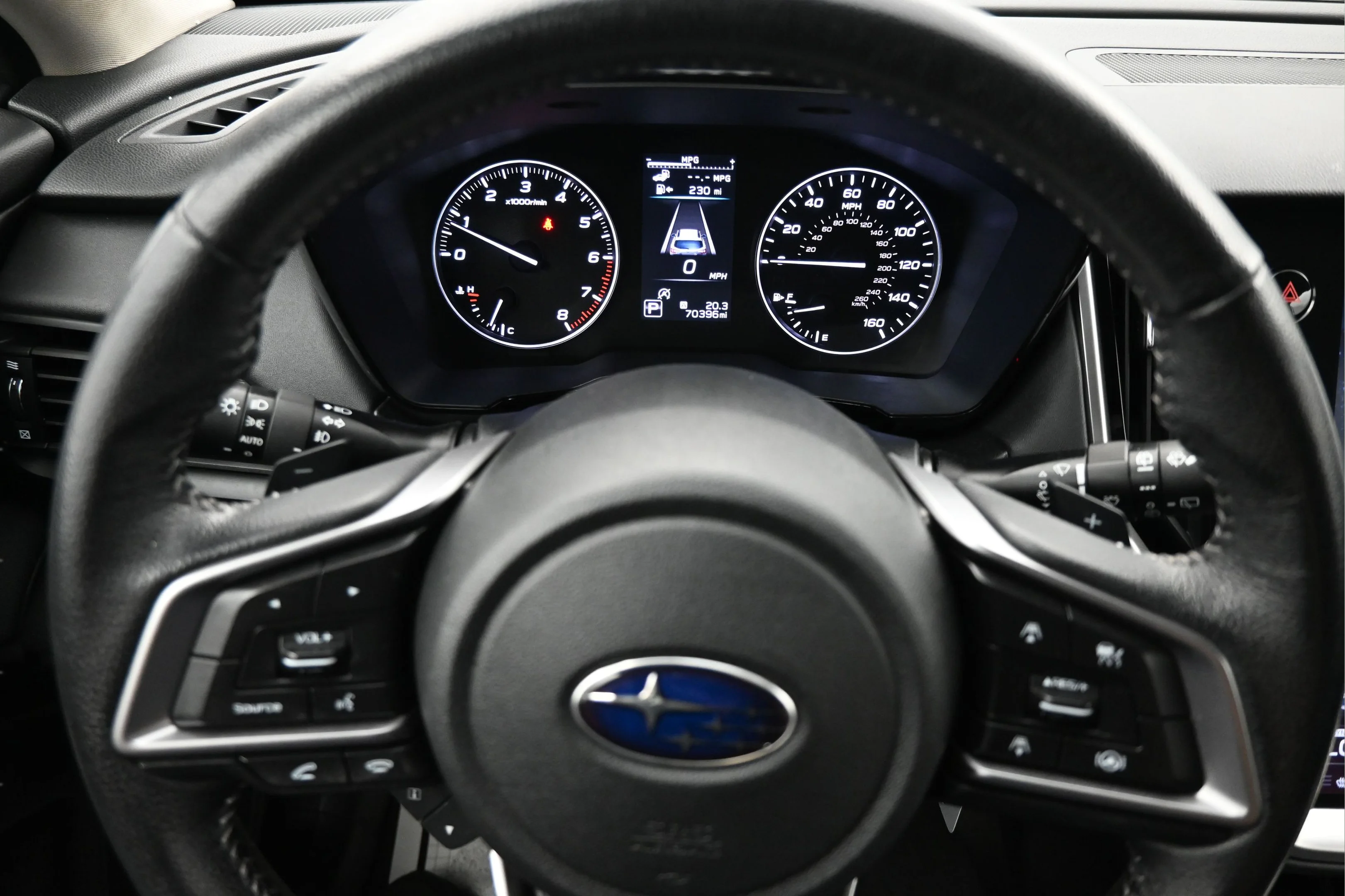 Used 2021 Ice Silver Metallic Subaru Premium image 17