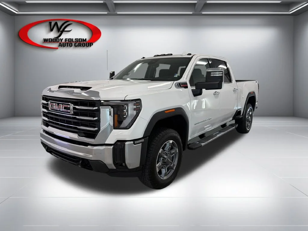 New 2026 Summit White GMC SLT image 3