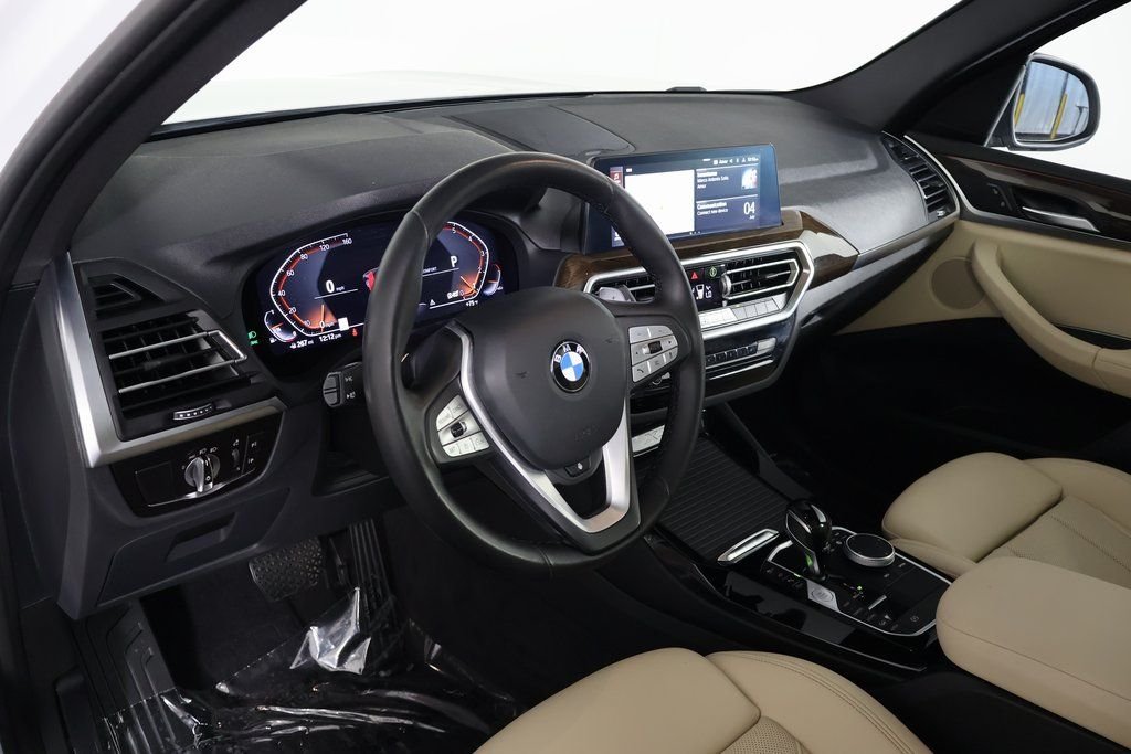 Used 2023 Mineral White Metallic BMW xDrive30i image 7