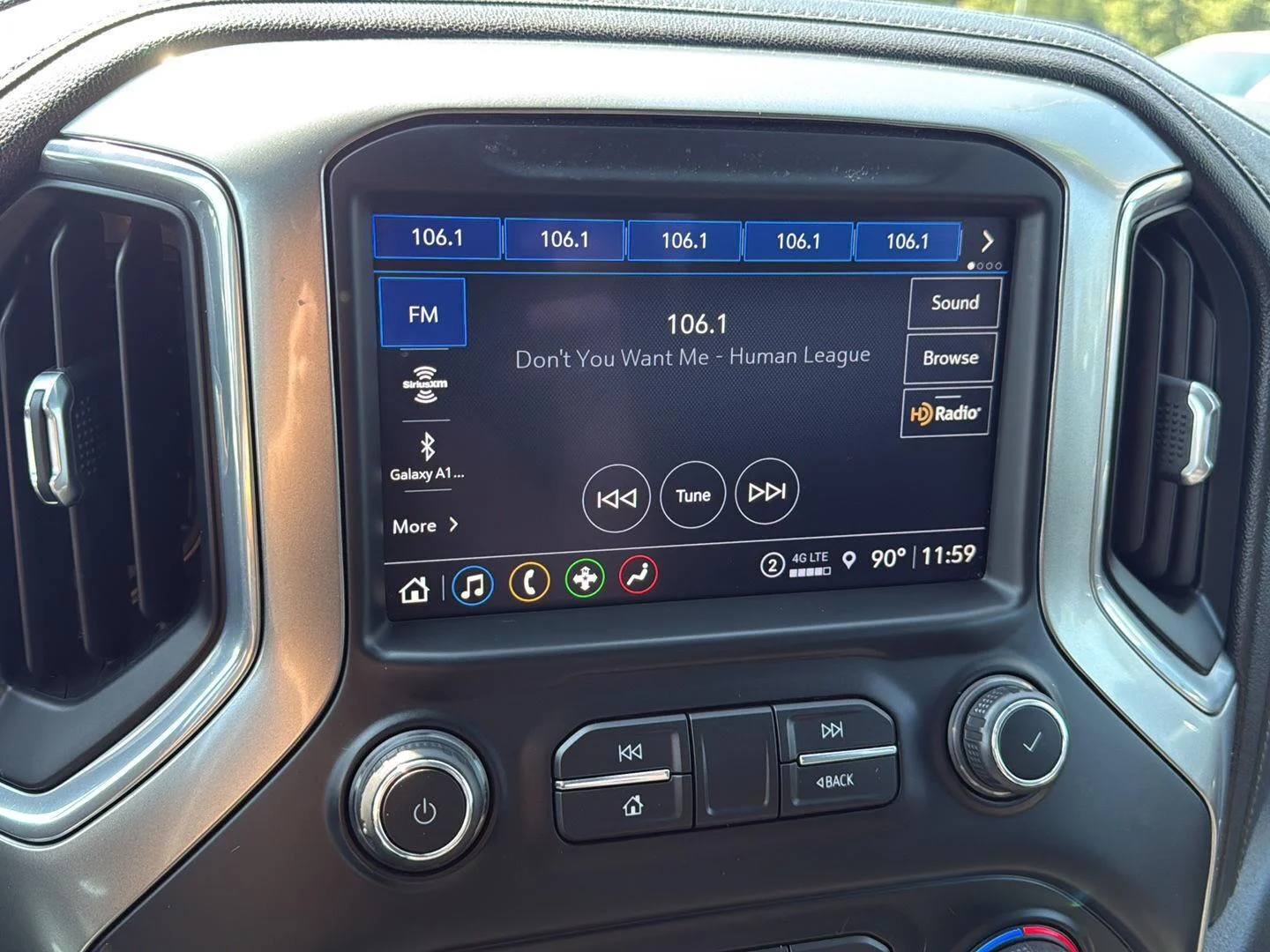 Used 2021 Silver Ice Metallic Chevrolet LT Trail Boss image 6